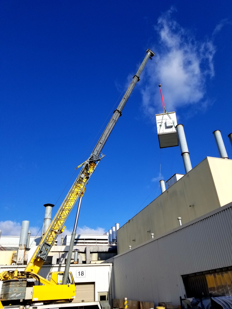 Rooftop HVAC crane project in North Carolina